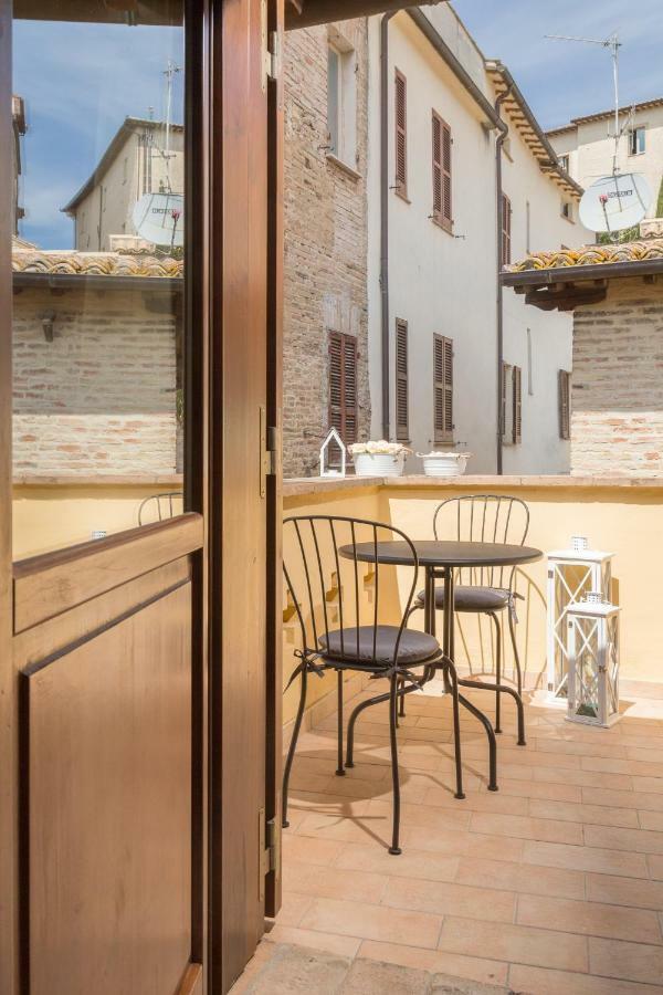 Апартаменты Casa Vacanze Montefalco Il Borgo Экстерьер фото